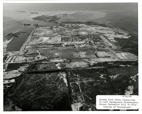 105352-photo.tif - Ingalls Shipyard West Bank Expansion...